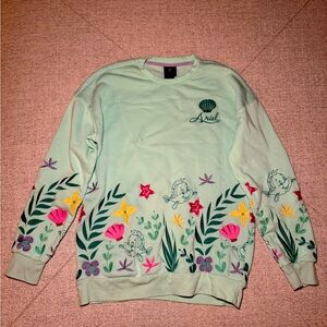 Box Lunch Embroidered Ariel Little Mermaid Disney Mint Sweatshirt XS